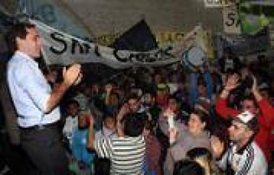 Multitudinario acto de Garro en Los Hornos: Obras para los barrios en conjunto con Macri y Vidal