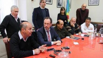 Clubes de Barrio: intendentes peronistas convocan a una jornada de reclamo masiva