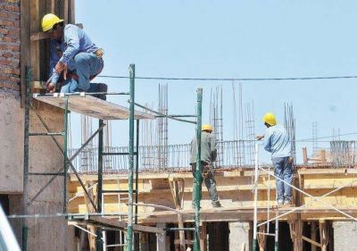 Son escasos y caros los cr�ditos para casas que ofrecen en Mendoza