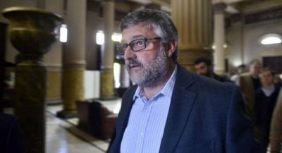 Villegas, de Trabajo, arribar� el mi�rcoles y se reunir� con S�nchez
