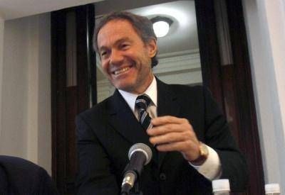 El intendente Britos en la asunci�n de Gustavo Ferrari