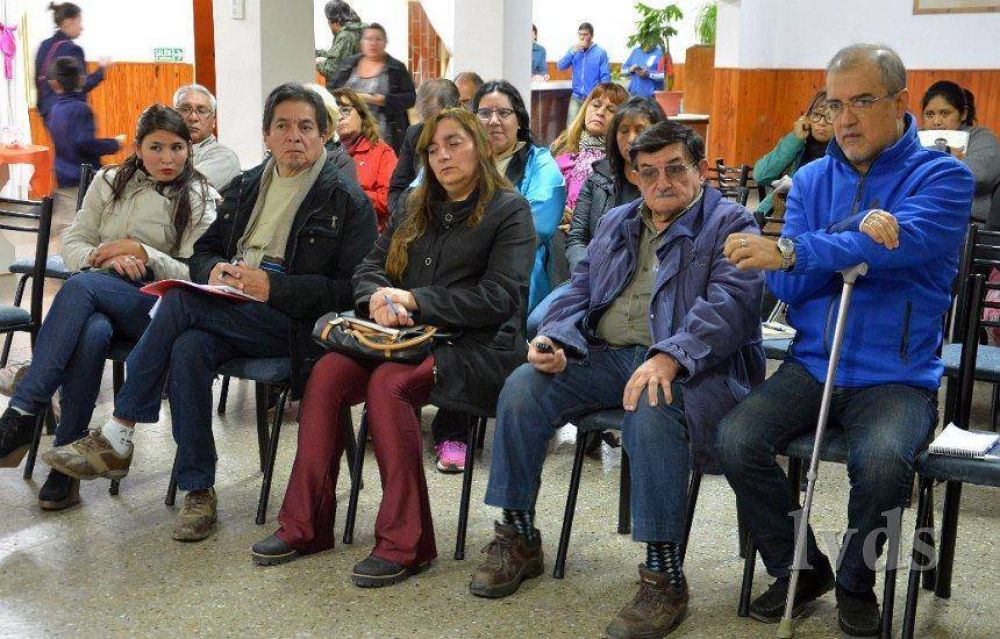 FUVECO invitan legisladores santacruce�os a reunirse el 10 de Junio