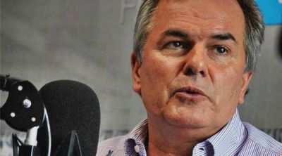 Gay confirm� que analiza la creaci�n de un cuerpo de polic�as judiciales