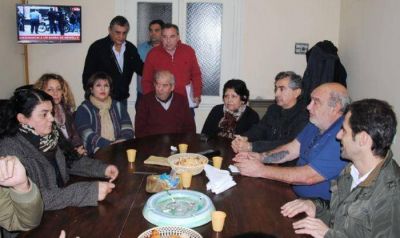 Concejales se comprometieron a trabajar para cambiar la actual situaci�n laboral