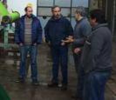La Plata: Arteaga y Crespo visitaron la cooperativa textil CITA