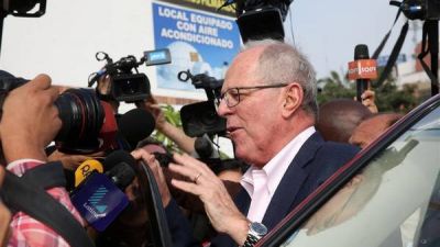 El suspenso por el presidente de Perú se extiende al fin de semana