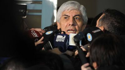 Moyano present� un amparo para que se vote en la AFA el 30 de junio