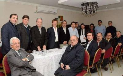Fossati dijo que �en la provincia buscamos sumar recursos para resolver los problemas de la gente�