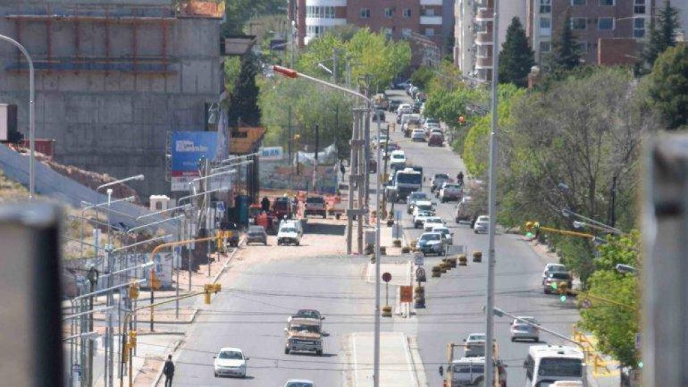 Inauguran la obra en Doctor Ram�n y aseguran que a fines de junio culminar�n los trabajos en Leloir