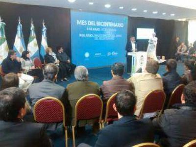 Peppo envia a la Legislatura un proyecto para que el 8 de julio tambi�n sea feriado