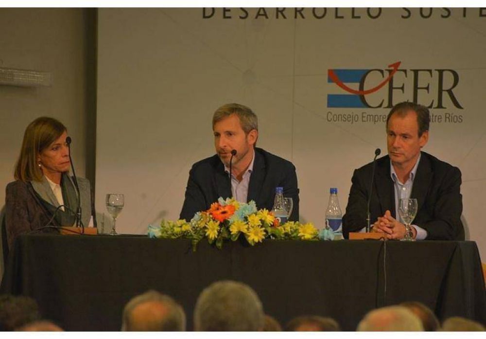 En Paran�, ​Frigerio admiti� que �muchos argentinos la est�n pasando mal� y anunci� una reforma tributaria