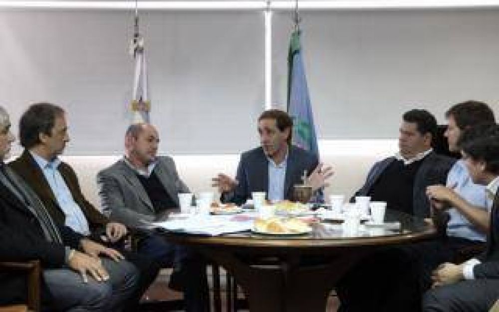 Inundaciones: Garro, Nedela y Secco acordaron sistema de alerta temprana