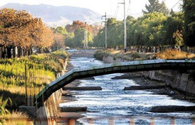 Mauricio Macri prometi� tres obras estrat�gicas para Mendoza