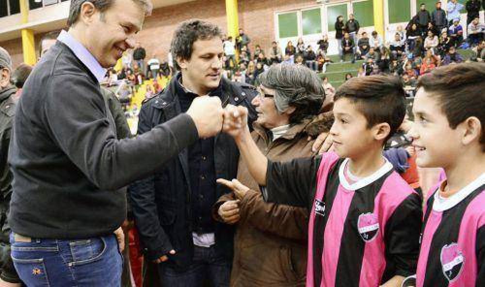 Presentan amparo en Almirante Brown contra el tarifazo de luz y gas