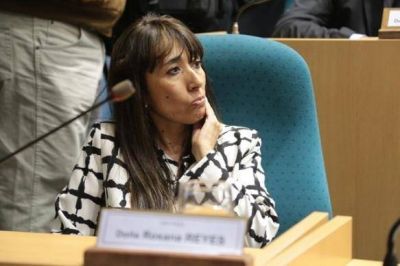 UCR critic� la 