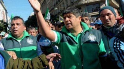 Camioneros levantaron el paro y garantizan abastecimiento de combustible
