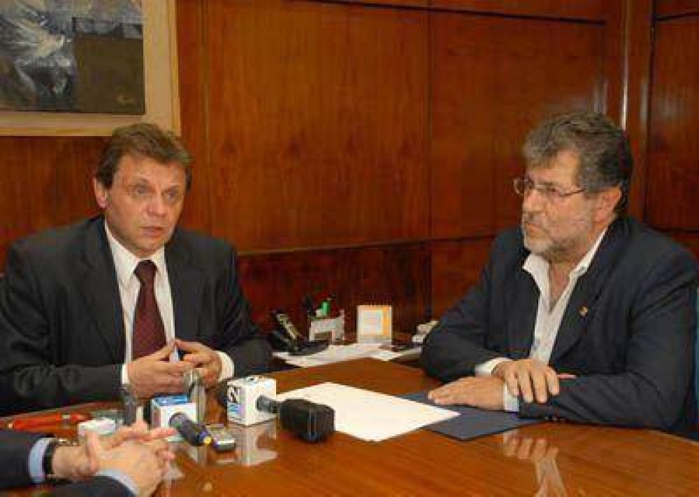 Baldino asumi� la administraci�n de la Laguna de los Padres
