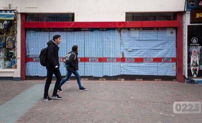 Cierran locales en la Peatonal: comerciantes culpan a los precios de los alquileres
