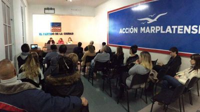 Acci�n Marplatense inici� un nuevo ciclo de charlas