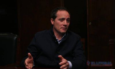 Camau: �Necesitamos transformar la provincia, no la Constituci�n�