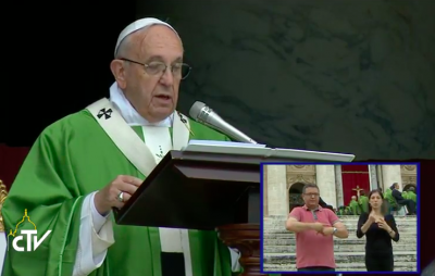 El Papa advierte sobre la sociedad en la que �lo imperfecto debe ser ocultado�