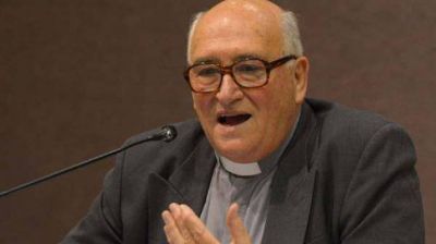 El padre Jos� Ceschi llega a Santiago con una nutrida agenda
