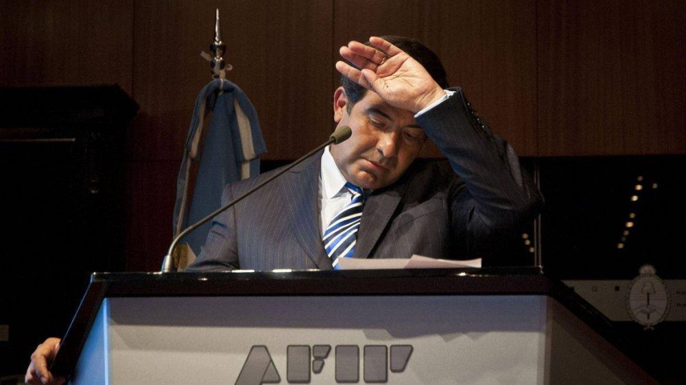 Ricardo Echegaray fue imputado por abuso de autoridad