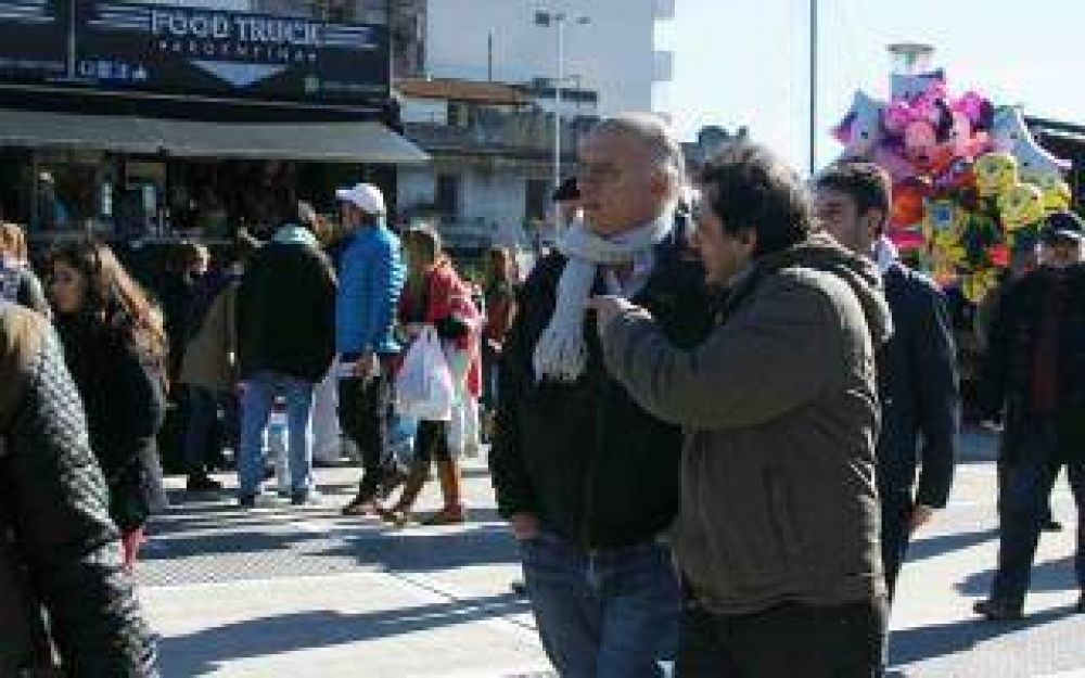 Grindetti visit� la 2� edici�n de Buenos Aires Market en Lan�s