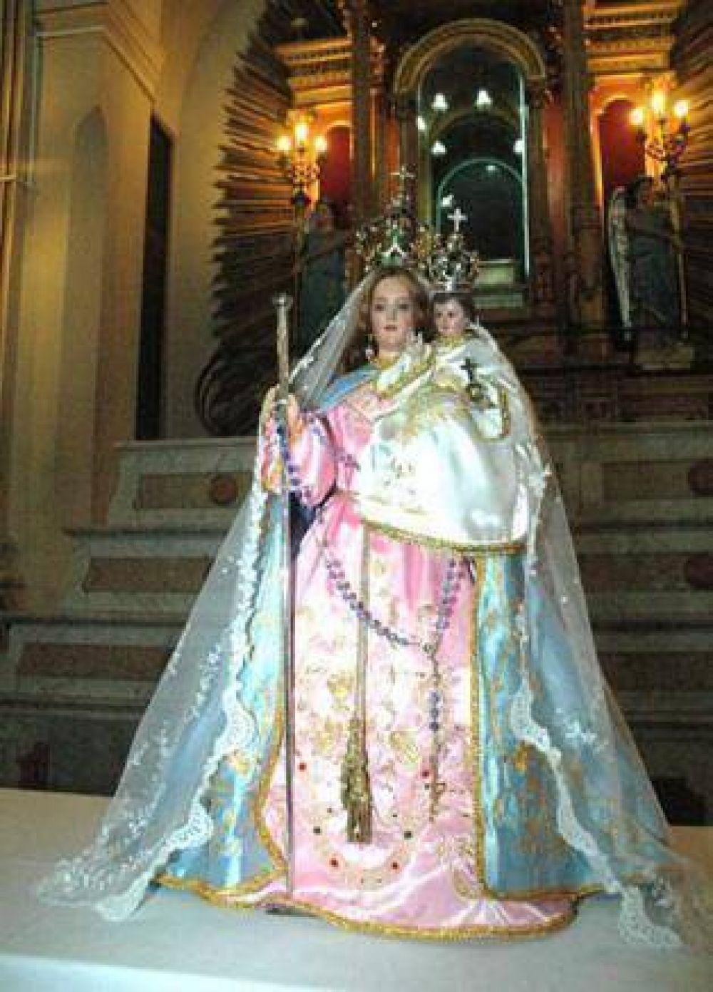 Llega de Jujuy la imagen de Nuestra Seora del Rosario