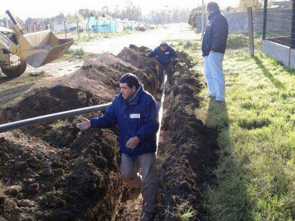 Reparaci�n y colocaci�n de ca�er�as por parte de la Direcci�n de Obras Sanitarias