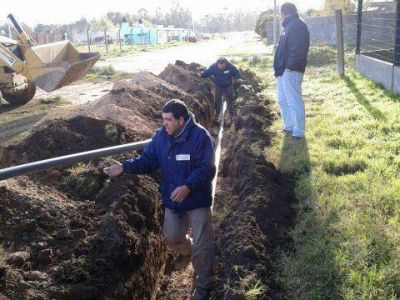Reparaci�n y colocaci�n de ca�er�as por parte de la Direcci�n de Obras Sanitarias