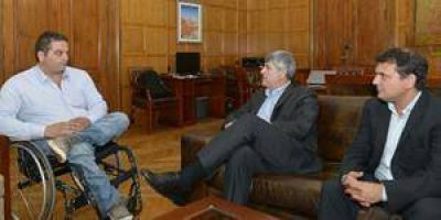 Enrique Ramirez asume al frente del Ministerio de Trabajo