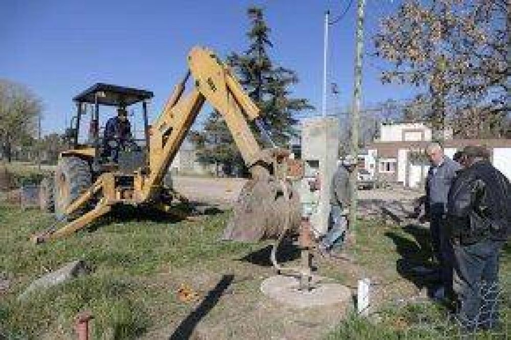 Avances en la puesta en funcionamiento de la bomba del Lago G�emes