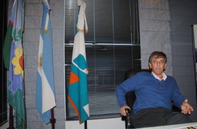 Merlini calific� con �un 5� la situaci�n del puerto y anunci� la disoluci�n del Consorcio P�blico Escollera Norte