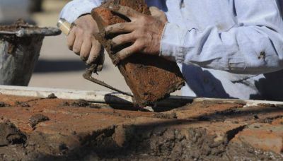  Tras las demoras de la gesti�n anterior, el gobierno provincial intenta reactivar la obra p�blica