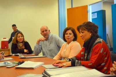 Alagia se reuni� con funcionarios municipales