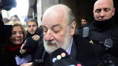 Cristina no quiere venir otra vez a Comodoro Py y le apunta a Bonadio