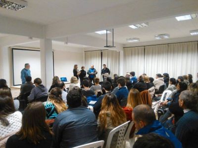 Reuni�n por la presentaci�n del proyecto: creaci�n de un espacio de referencia para emprendedores y comunidad en general
