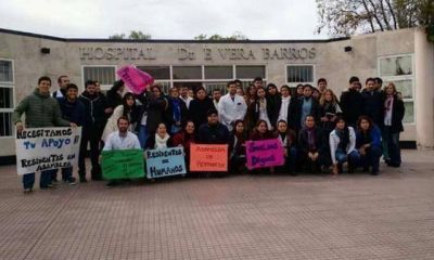Tras los paros, m�dicos residentes acordaron 32% de aumento