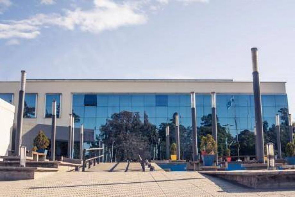 Incrementan los salarios de 800 empleados municipales del distrito de Lincoln