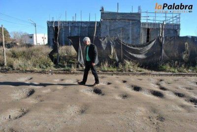 Zara recorri� las calles de los barrios que se encuentran en reparaci�n