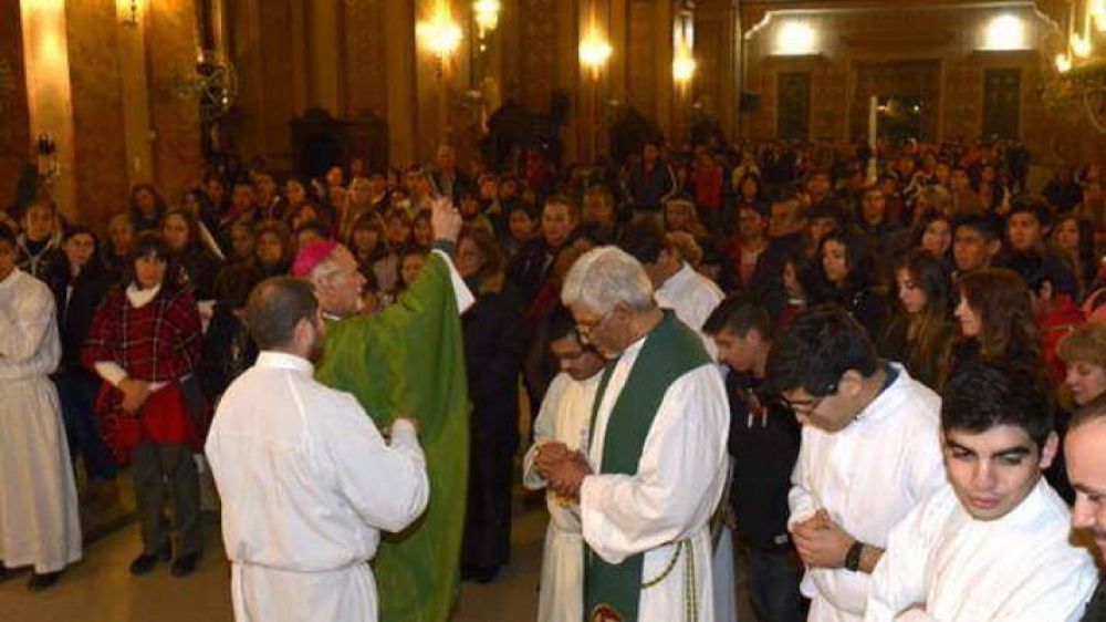 Bokalic pidi a los congresistas estar cerca de los que ms sufren