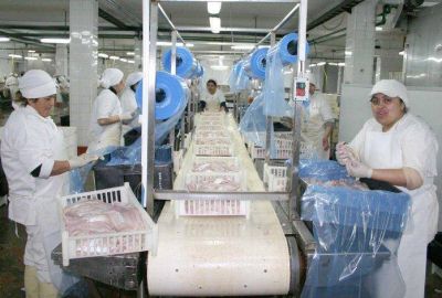 El STIA lleg� a un acuerdo salarial en Comodoro pero contin�a la negociaci�n a nivel provincial
