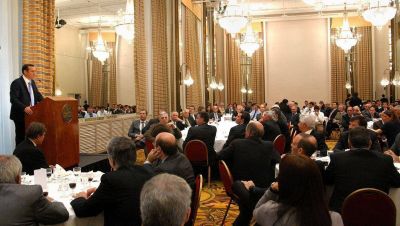 Guti�rrez asegur� que Neuqu�n comenz� la diversificaci�n productiva