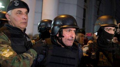 Jos� L�pez en Tribunales: est� alterado, nervioso y pidi� coca�na a los gritos