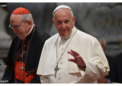 Desarrollar una pastoral familiar capaz de acoger, acompa�ar, discernir e integrar pide el Papa al Congreso Diocesano en Roma
