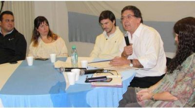 Kirchneristas analizaron pol�ticas educativas