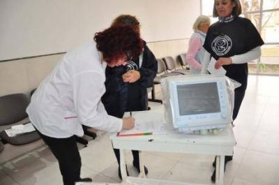 La Fundaci�n Garrahan entreg� un respirador al Hospital de Trenque Lauquen