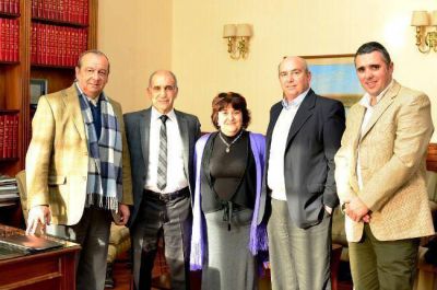 S�nchez se reuni� con Salvador por cloacas, agua y rutas