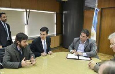 La SRT acord� con Juan Manuel Urtubey fortalecer la prevenci�n en los �mbitos de trabajo